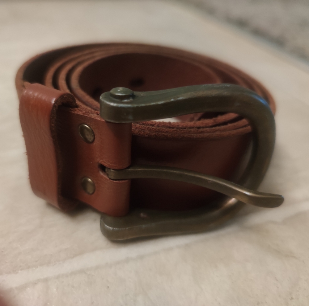 Women's Cognac Leather Belt